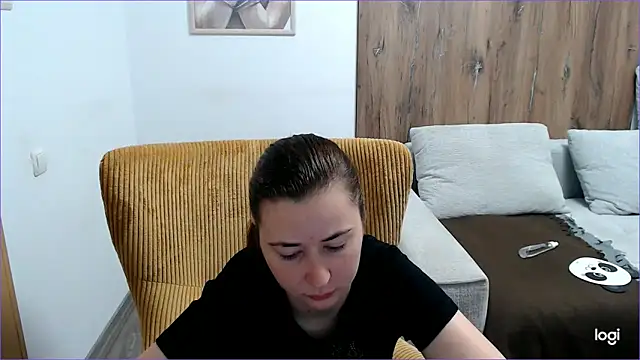 Snapshot of VioletaFlower7 chatting on 06-07-26, 07:13 VioletaFlower7 online show from 06-07-26, 07:13