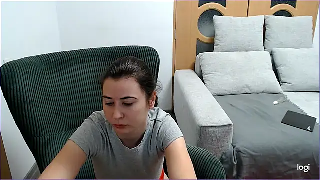 VioletaFlower7 online show from 11-16-25, 09:03