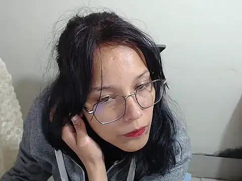 Snapshot of home_vlak chatting on 10-06-25, 04:41 home vlak online show from 10-06-25, 04:41