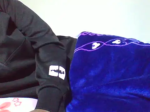 naughtycate  online show from 06-15-26, 07:02