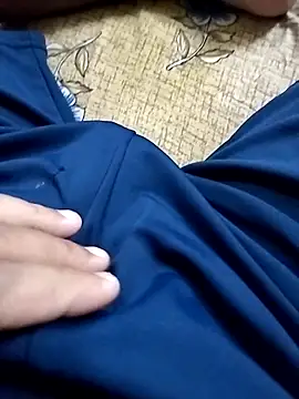 Snapshot of indianbull3684 chatting on 03-27-26, 03:02 indianbull3684 online show from 03-27-26, 03:02