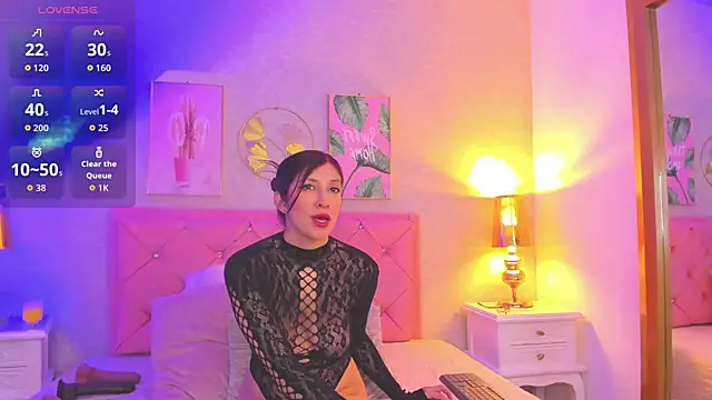 Ginger Violetta  online show from 09-23-25, 07:32