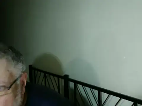 100Tauros online show from 10-18-25, 04:36