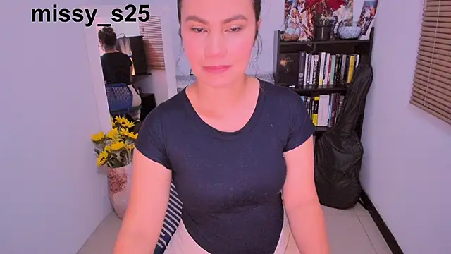 gigi stephans online show from 02-16-26, 01:26