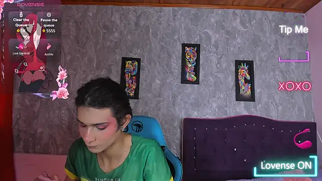 Snapshot of Mara_friendboy699 chatting on 10-13-25, 07:59 Mara friendboy699 online show from 10-13-25, 07:59