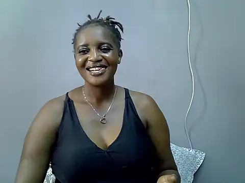 Snapshot of Hot_Caro chatting on 12-17-24, 08:34 Hot Caro online show from 12-17-24, 08:34