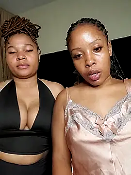 R-thequeen online show from 02-10-26, 08:52