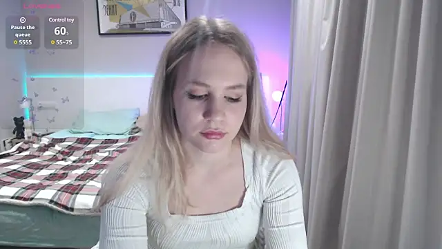 Snapshot of annabel8 chatting on 12-31-24, 08:02 annabel8 online show from 12-31-24, 08:02