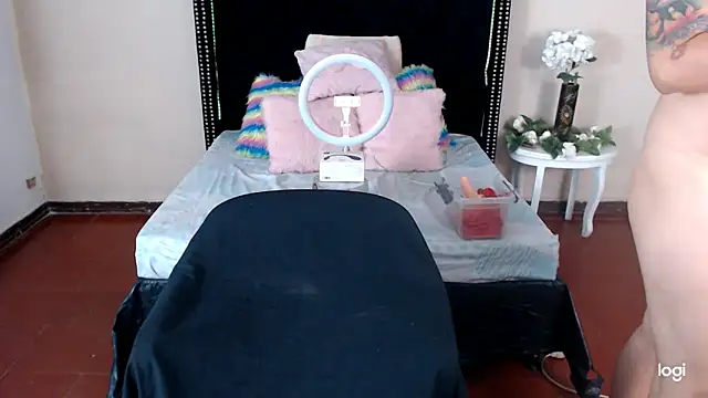 Snapshot of VioletaaaSlave chatting on 09-11-25, 11:43 VioletaaaSlave online show from 09-11-25, 11:43