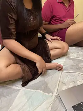 Snapshot of Hottest_Tamil chatting on 11-29-25, 12:05 Hottest Tamil online show from 11-29-25, 12:05