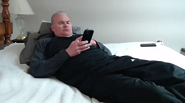 Snapshot of JaySloan chatting on 03-19-25, 05:28 JaySloan online show from 03-19-25, 05:28