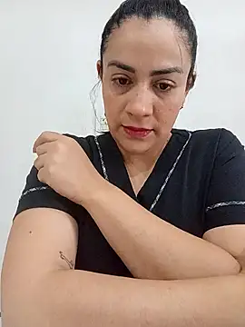 XGabrielaXX online show from 11-11-25, 11:16