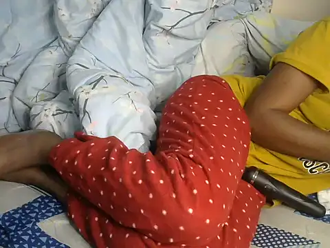 StacyGee24 online show from 11-05-25, 10:24