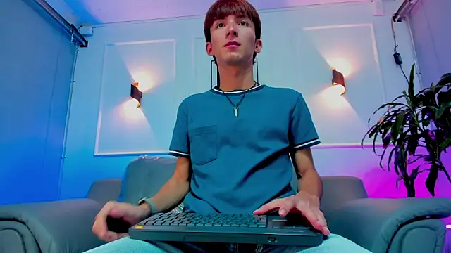 Jake evans online show from 04-14-26, 05:12