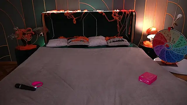 MonAmourrrR online show from 10-20-25, 05:42