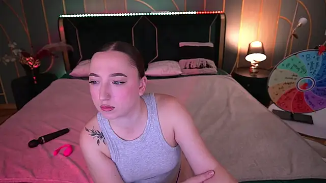 MonAmourrrR online show from 10-16-25, 05:38