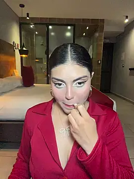 Snapshot of zui_lu chatting on 02-16-26, 01:37 zui lu online show from 02-16-26, 01:37