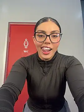zui lu online show from 04-19-26, 04:57