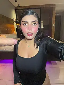 Snapshot of zui_lu chatting on 02-03-26, 01:38 zui lu online show from 02-03-26, 01:38