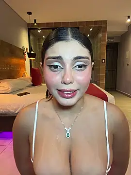 Snapshot of zui_lu chatting on 02-23-26, 01:40 zui lu online show from 02-23-26, 01:40