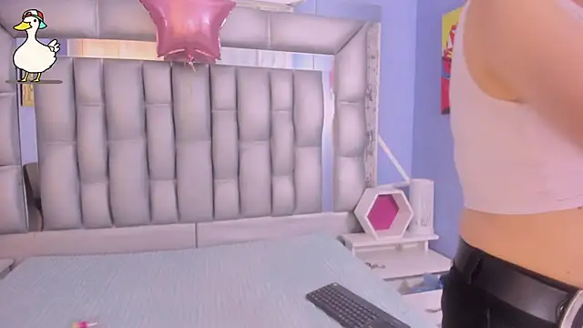 sophia ny online show from 11-10-25, 01:49