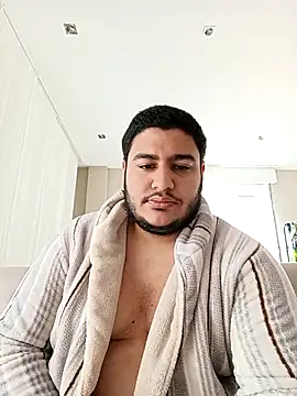 Snapshot of antoniovento chatting on 04-24-26, 03:58 antoniovento online show from 04-24-26, 03:58