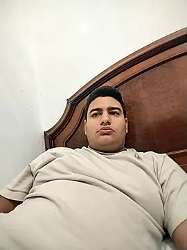 Snapshot of antoniovento chatting on 10-09-25, 06:41 antoniovento online show from 10-09-25, 06:41