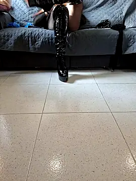 M87HOT online show from 03-12-26, 03:05