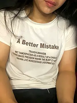 Snapshot of T_tina92 chatting on 01-08-26, 11:11 T tina92 online show from 01-08-26, 11:11