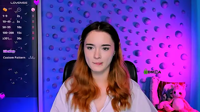 liana kisses online show from 11-26-25, 08:42