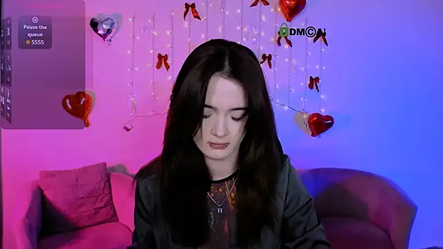 liana kisses online show from 03-31-26, 07:05