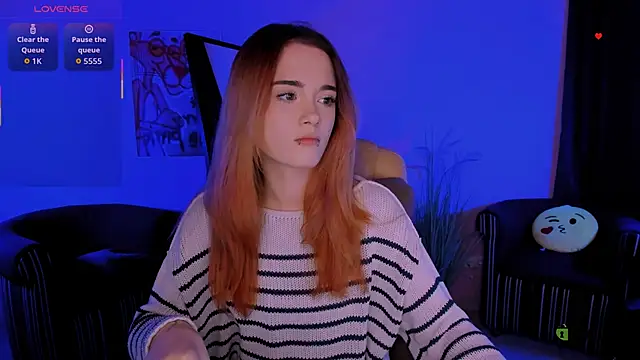 liana kisses online show from 11-08-25, 08:34