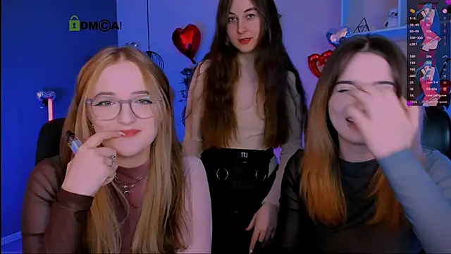 liana kisses online show from 02-21-26, 08:33