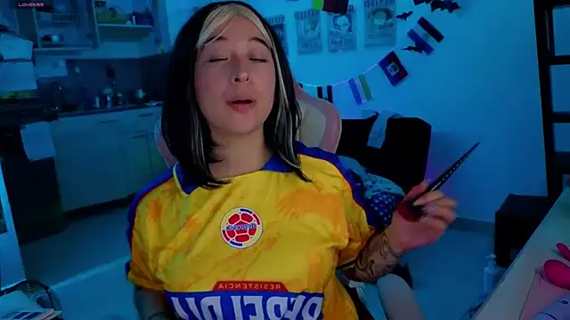 FernandaOrtegaaa online show from 07-04-26, 12:50