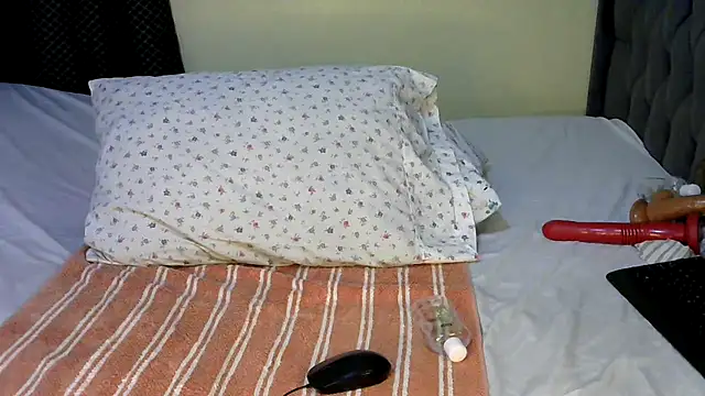 judy the booty online show from 10-15-25, 10:45