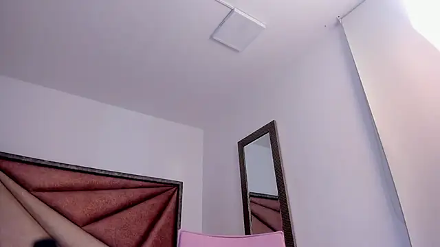 BarbaraKnox  online show from 10-29-25, 12:09