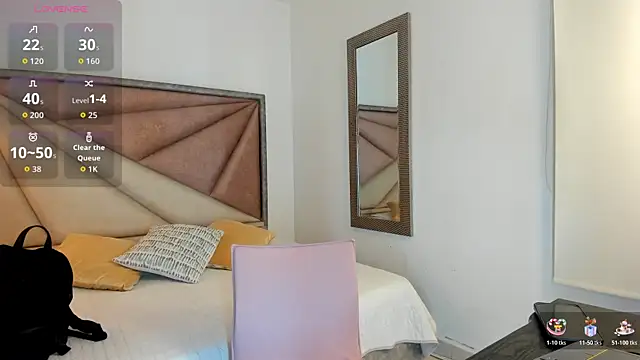 BarbaraKnox  online show from 12-17-25, 12:26