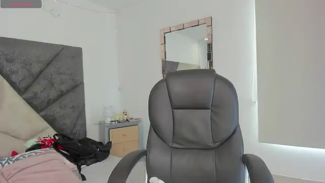 BarbaraKnox  online show from 06-09-26, 06:09