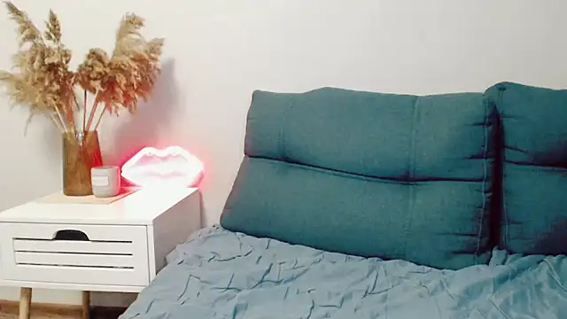 AliseSexyDoll777 online show from 10-27-25, 04:52