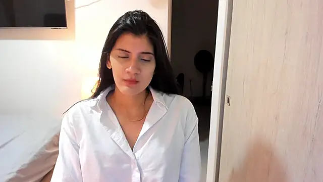 misstoya online show from 09-19-25, 03:21