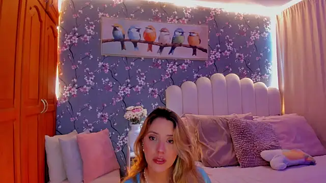 martinaaricci online show from 04-20-26, 04:19