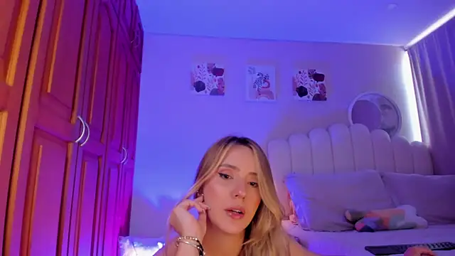 martinaaricci online show from 02-09-26, 03:21