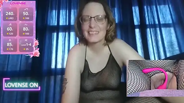 Snapshot of PernillaGirl chatting on 05-07-26, 06:22 PernillaGirl online show from 05-07-26, 06:22