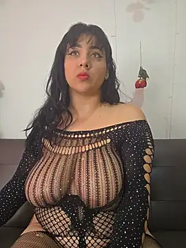 bigboobsrose1 online show from 06-16-26, 04:18