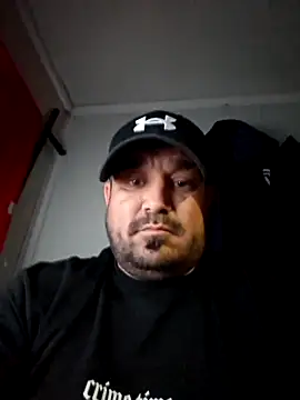 Snapshot of Futacisu chatting on 10-28-25, 05:23 Futacisu online show from 10-28-25, 05:23