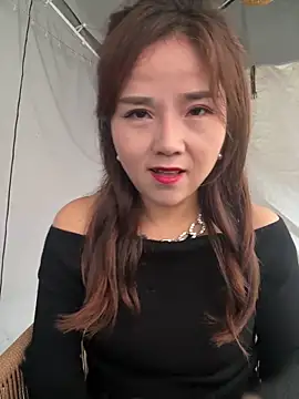 Efangfang online show from 03-05-25, 03:51