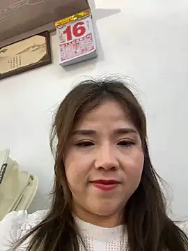 Efangfang online show from 02-16-25, 08:43