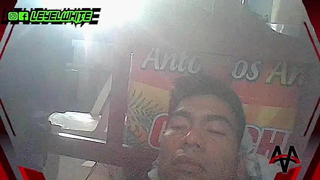Snapshot of leyel00155 chatting on 10-19-25, 11:46 leyel00155 online show from 10-19-25, 11:46