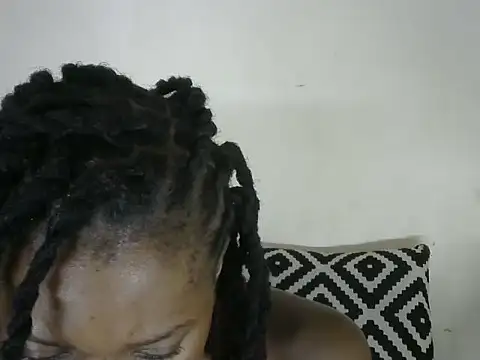 Pretty-emmie online show from 02-25-25, 07:16