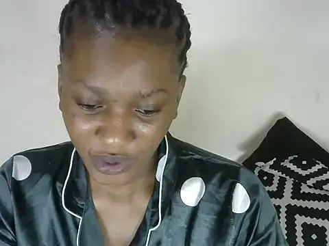Pretty-emmie online show from 03-08-25, 12:11